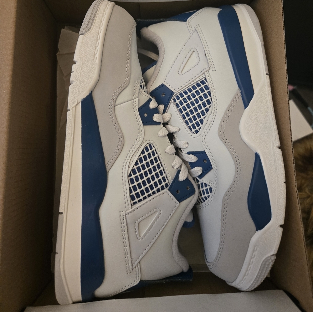 Military blue retro 4s